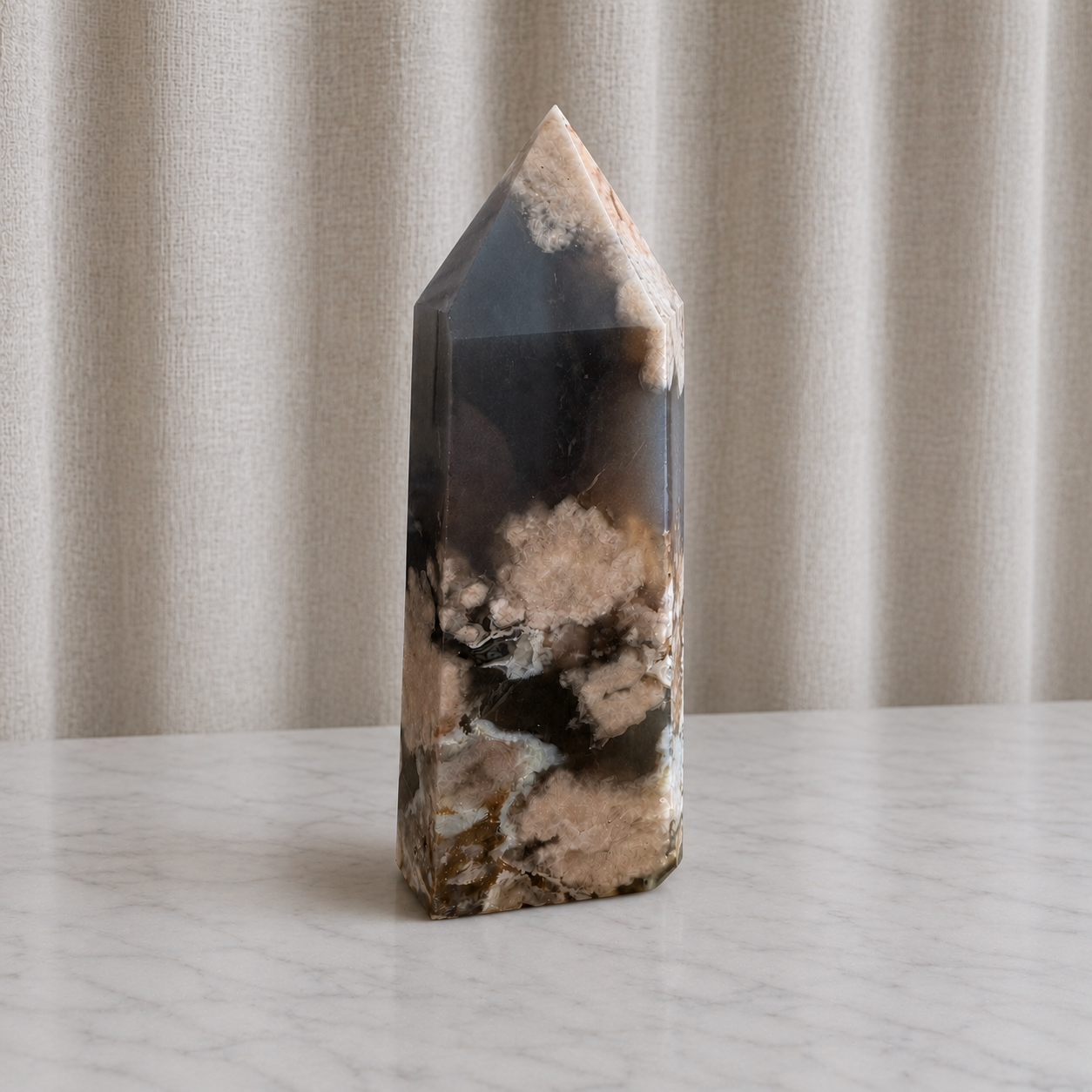 196 Blue Flower Agate Tower