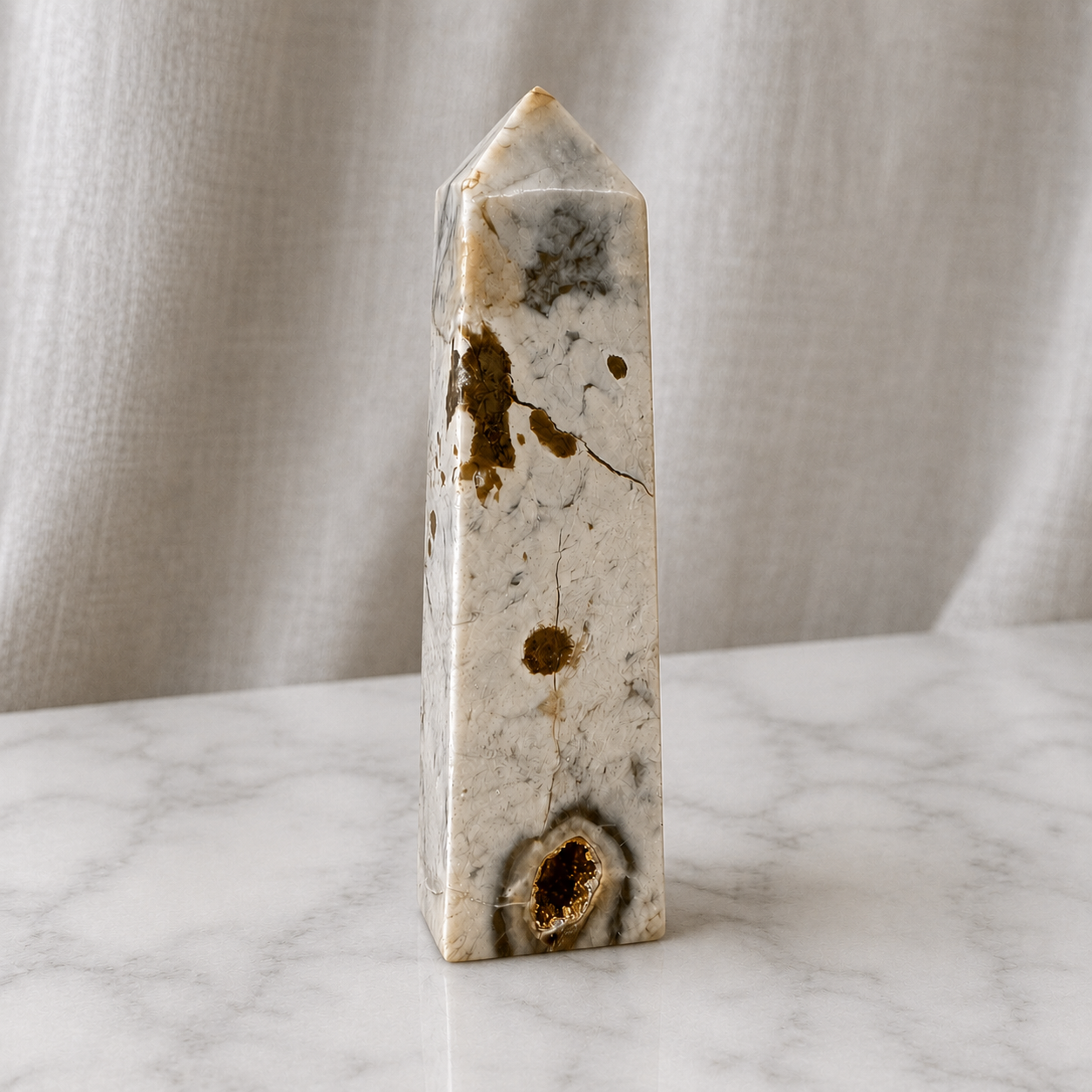 49 Agate Obelisk