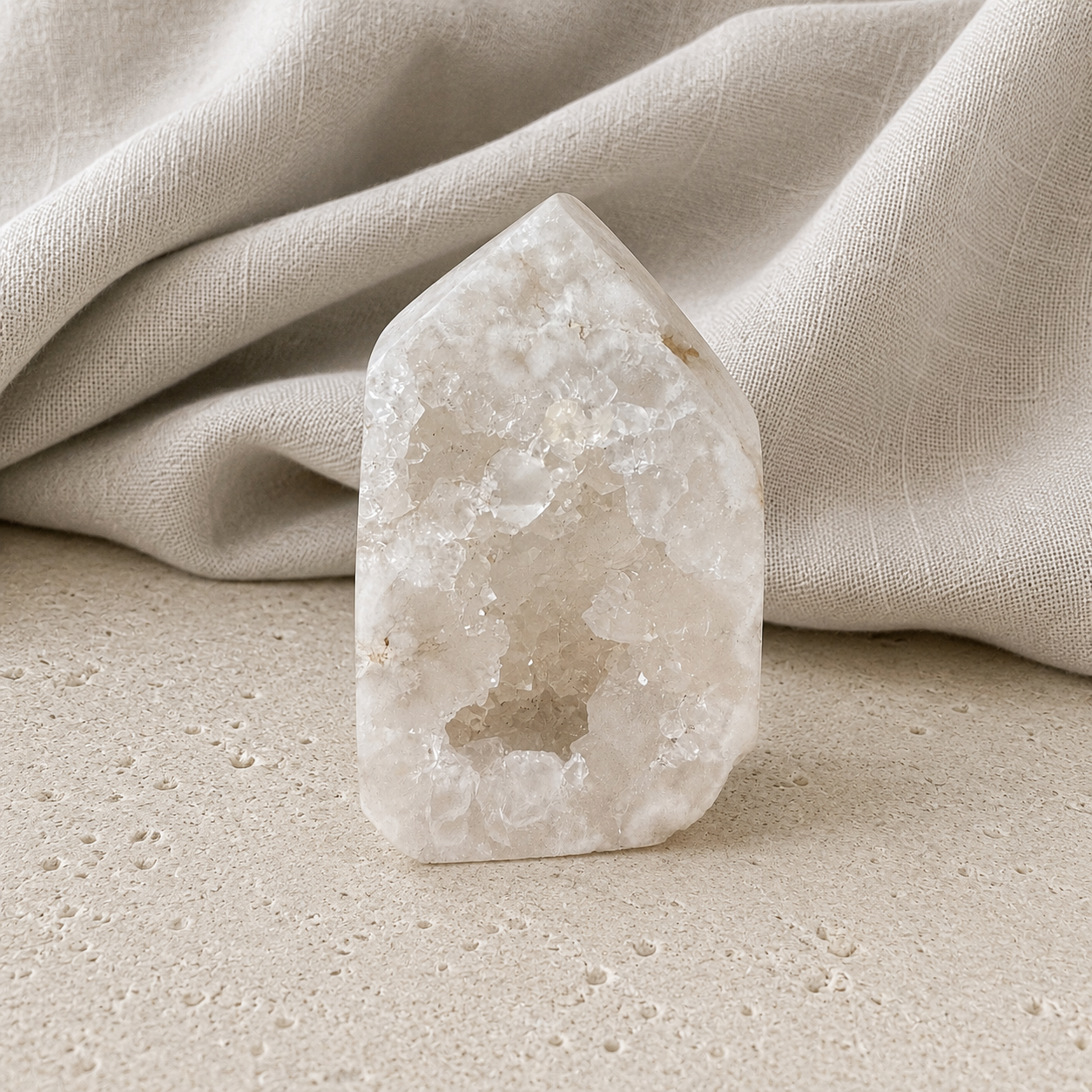 112: Quartz Geode Point