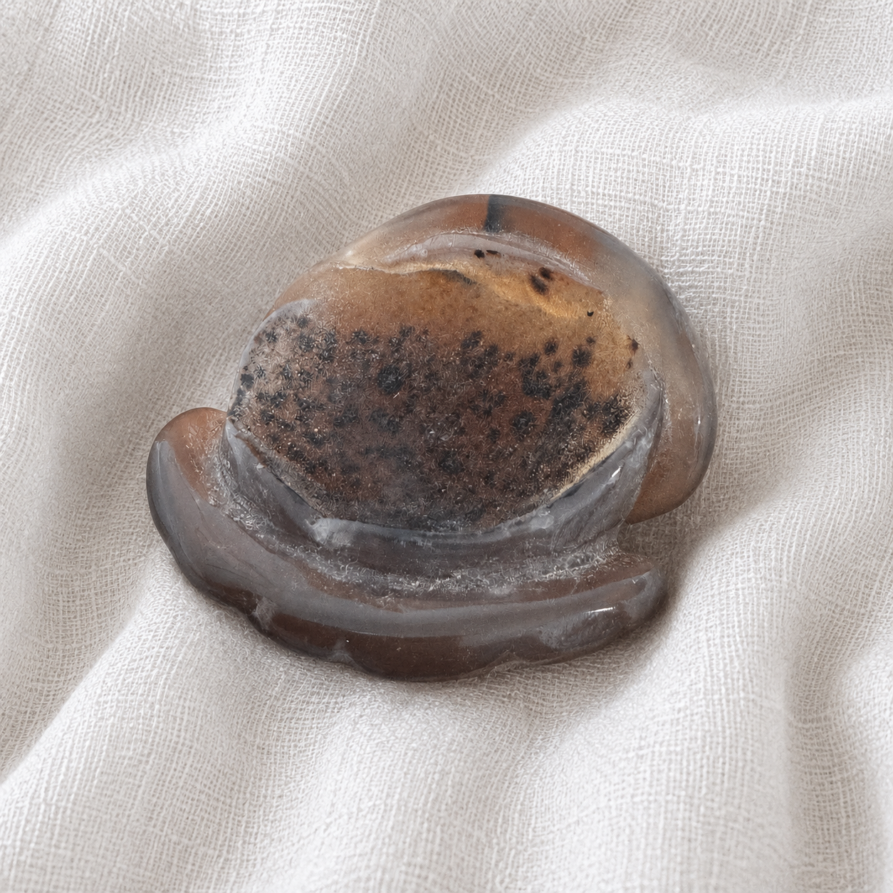114: Pepper Druzy Agate Clamshell