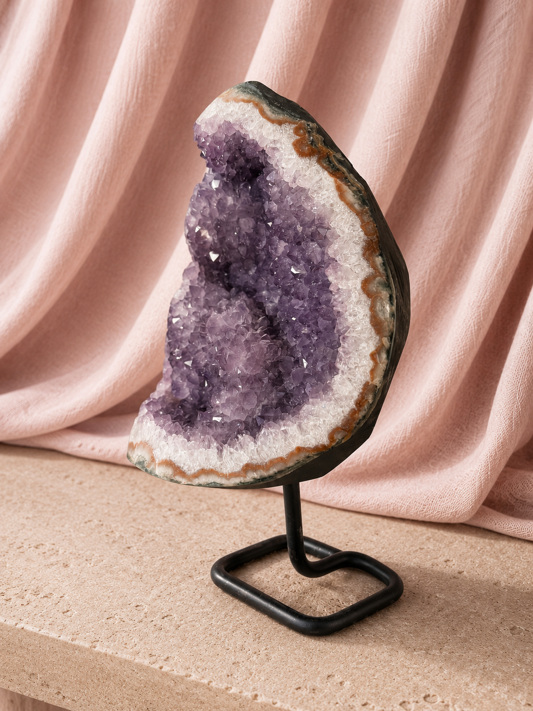 191: Amethyst Egg On Stand